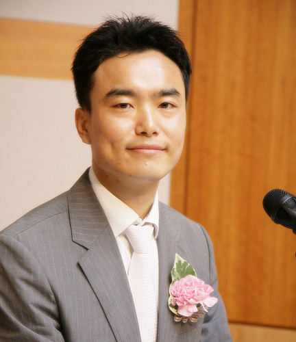 선팔환영!! 100%맞팔매너^^ 2013년 고어텍스 3L자켓 모델!! 산책 등산 책 영화 야구장 다이어트, 건강하고 자유로운 삶, 달리기~마라톤 페친 환영해요^^