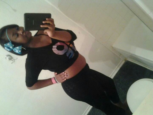 Hehe :) Mentionn Me I Follow 3 3 TwEAT_Meh_Tho