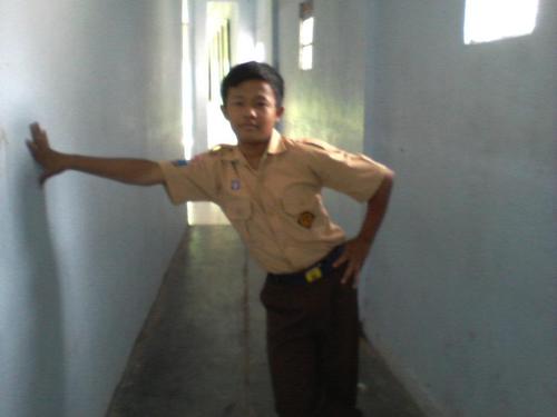 deden_SHiTampan's profile picture. 