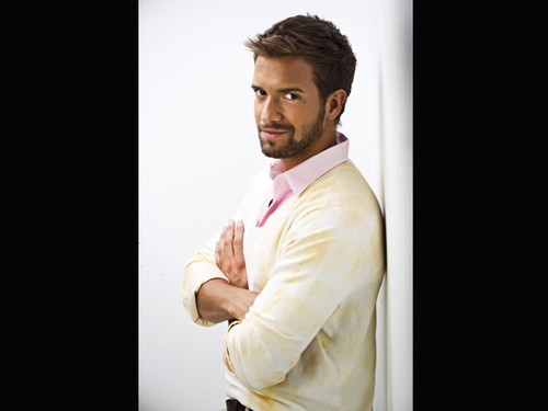 NovelaAlboran's profile picture. Este twitter esta dedicado a una novela que estoy haciendo sobre Pablo Alborán. He pensado que tal vez os gustaría leerla. #Alboranista #MSMP