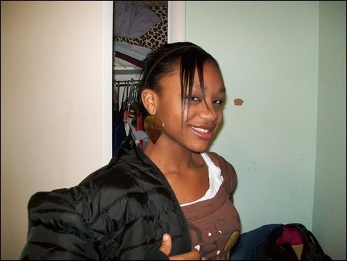 NeshaEberhart28's profile picture. 