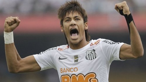 Sempre vão ter vários pra tentar te humilhar, não abaixe a cabeça, levante esse olhar...