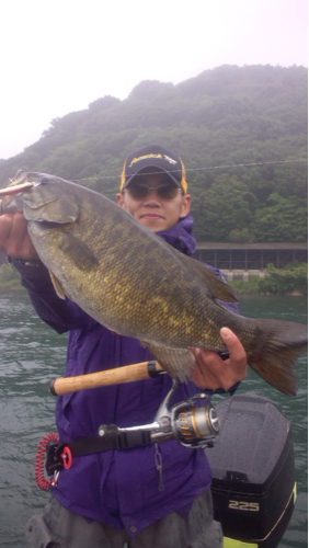 釣りバカ+数年前にゴルフに手を出しドップリ＆愛知県は岡崎市で鰹節・削り節・焼き海苔・だし昆布・干し椎茸などを売ってます！よろしくお願いいたします‼