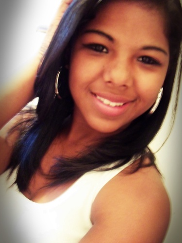 @IusyAlves aaq , eu te amo dms meu amor , ela é só . MINHA ♥