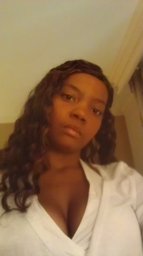 lilbrit071987's profile picture. engaged mom of 2 girls and loving my growing family