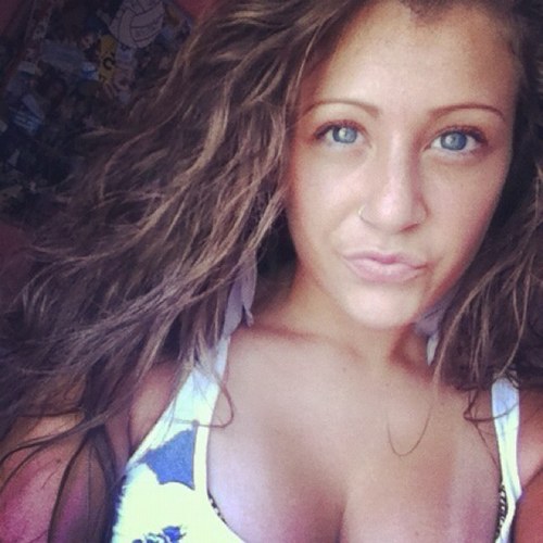 TaylorSkye_'s profile picture. 