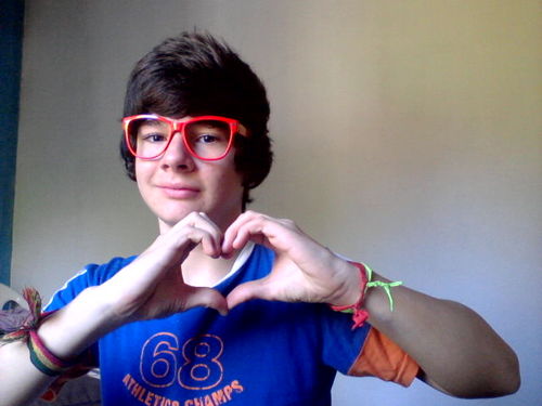 MSN:pablo_pdiniz@hotmail.com
FACEBOOK=Pablo#Five
Orkut=P@blo#FIVE