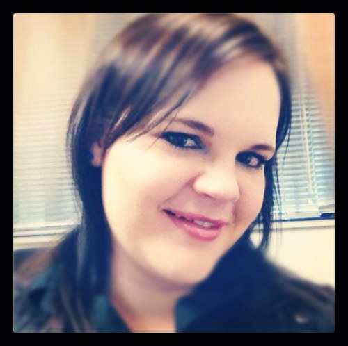 ElaineAdlen's profile picture. I am enough of an artist to draw freely upon my imagination. I am who God made me to be .I love music, Hip Hop,R&B,Soul, House,Jazz...etc #Jehova Jireh