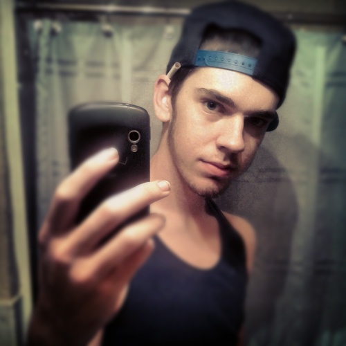 xTheMasHeRx's profile picture. I love weed, In my free time i draw, ride dirtbikes, and edit videos for youtube. Fwm!