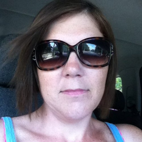 Loving mother of 6 great kids! Loving wife to an amazing husband. I have my masters degree in Healthcare Administration and I want to help people.