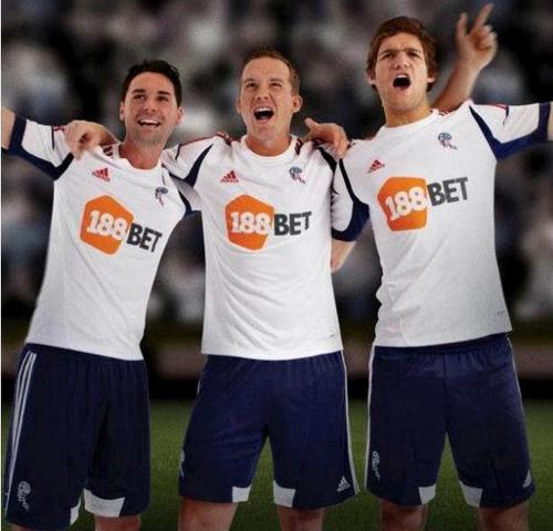 i love football and resport bolton wanderers