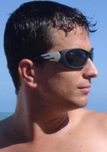 Dombskinseto Profile Picture