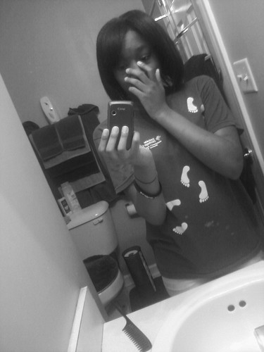 Follow me ! #Teamfollowback chillin wit my bestfriend @HeWantsTheCUNT coolin wit @I_lovesimonee....goofing off wit @YskLilRomie hell yeah..