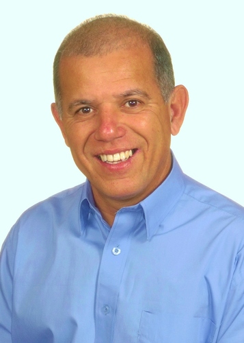 Luto pelo que acredito ser o melhor .Sonho muito,mas  busco realizações,péssoais e sociais.È bom fazer o bem e ser util.Experimente!