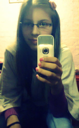 Holaa :)  
Soy josefaa  Daigre, amo con todo mi corazón a Justin Drew bieber, es mi ídolo, mi ejemplo a seguir sil llego a conocerlo seré completamente feliz3