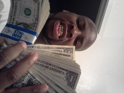 Buggest904's profile picture. 