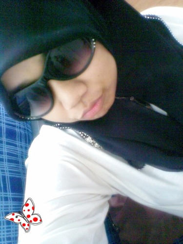 aifaa_syahira's profile picture. i love you with all my heart, please dont leave me cause i can't live without you. you're my everything :)
only me and Azuan ❤ ❤ ❤