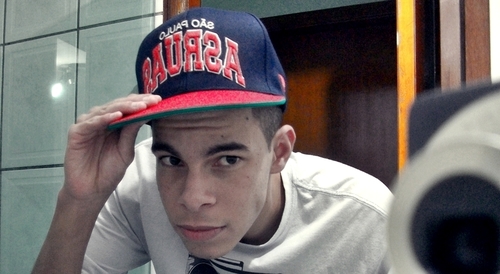 Cria da quebrada monstrão !