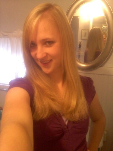 HeatherBarker16's profile picture. I am a single mom, dancer and on my way to my bachelor's degree.  I love entertainment and the media :D