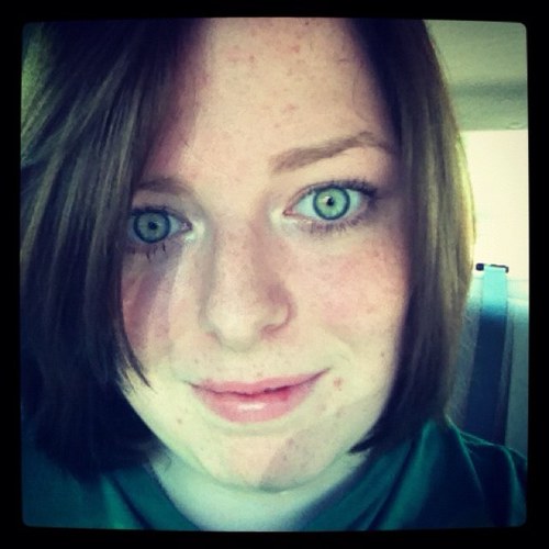 OneSimpleCourt's profile picture. 