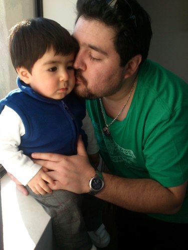 Soy un hombre feliz junto a mi amada Editha y a mis bellos hijos Pedrito y Facundito