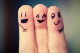 Salah satu ACC yg mengenal karakter anak remaja tentang Cinta & Persahabatan 
Jika ingin shere pertanyaanmu mention & pakai hastag #Curhat
follow @maricurhat1
