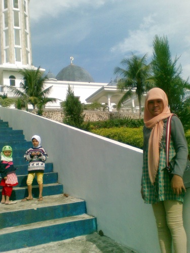 *THis is My LiFe*
('-')