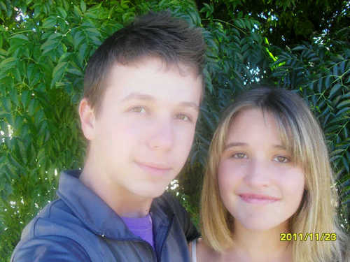 Karlalaing's profile picture. I am a loving girl who loved her family and her friends!! I am always will smile to the world! Cry tears when I am sad and laugh out my hart when I happy!