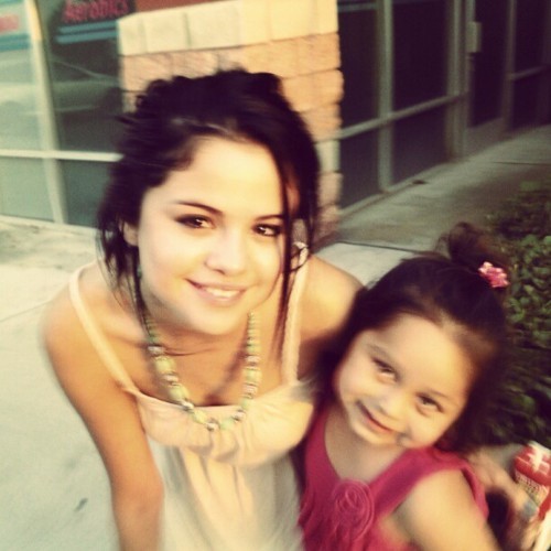 Selena Gomez é a minha vida, minha alma, meu mundo.  Sel Minha anjinho maravilhosa & perfeita. Te Amo Selena Marie Gomez minha vida !