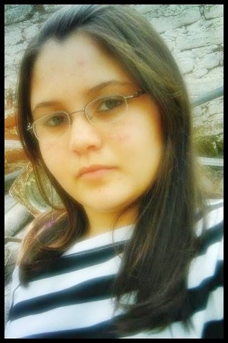 Minina do signo de sagitario, tenho minha qualidades e defeitos !!! ñ nasci pra agrada a ninguém! Solteira sim sozinha nunca sz !