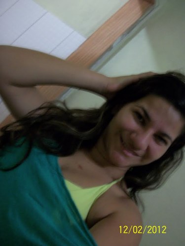 Sou uma pessoa extrovertida . se quiser saber mais me sigam xerú