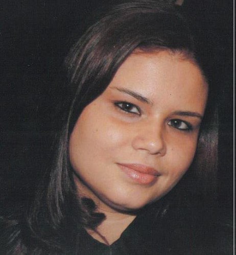 Personal Trainer e empresária. 
Não existem palavras que me definam só quem me conhece sabe do meu coração e da minha índole!