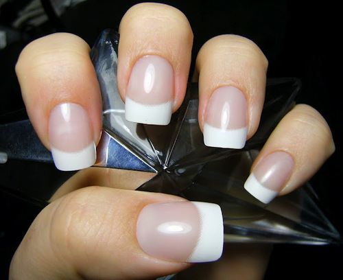 Eindelijk zal het dan gebeuren, mijn droom komt uit! Op 01-08-2012 open ik mijn eigen nagelstudio in Almelo