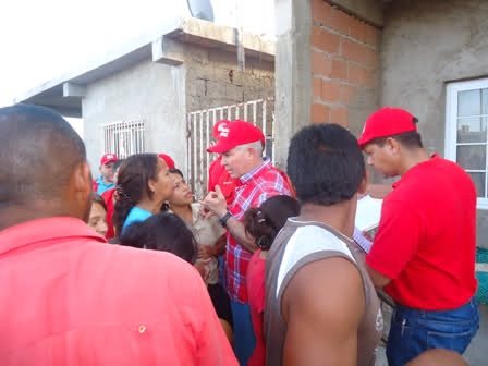 Mvto.de Pobladores Victoria Popular en Porlamar Isla de Margarita NvaEsparta, en defensa de las familias afectadas por los desalojos. Villa Zoíta #2012 GMVV