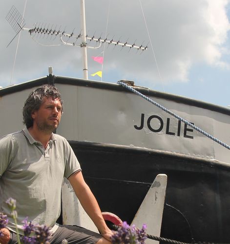 waterwonen | woonschip | woonboot | duurzaam | drijvend | verbouwen | ontwerp | CPO | casco | Amsterdam | ligplaatsen | begeleiding | projectmanagement