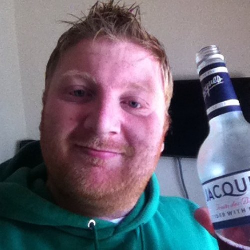 Albuchan24's profile picture. 