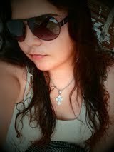 Uma garota q adora musica ..! E que ama o trabalho q faz .
Resumindo, a musica éh tudo em minha vida !..
               ஐ ɳɑyɑʀɑ Բɛʀɳɑɳɗɛร รiʆѵɑ ஐ