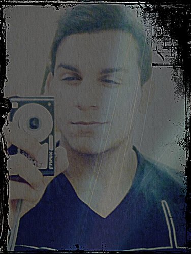 Faço Videos Pro Youtube , #EliitheBrothers' & #EliitheAlph Um Sonhador Que Busca Seus Objetivos. Prazer : ṃατhευṡ ṡøυʐα ™
Quer Me Conhecer Melhor - Follow-me.