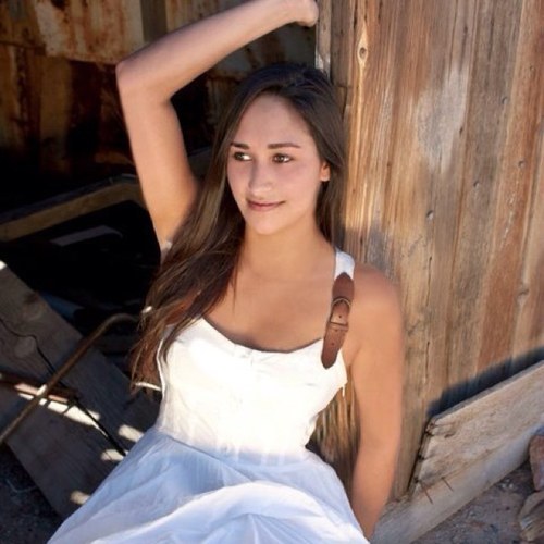 CityGrlsKnwBest's profile picture. *A Lover of Fashion, Music & Film*Practical Jokes*Pug Lover*Closet Artist*A Daydream Believer*