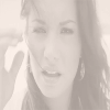 Divaníacos: Maníacos pelas Divas: Avril-Miley-Demi-Selena-Hayley. Toda terça tem votação pra ver o icon de quem vou por.  Since: 18.09.10