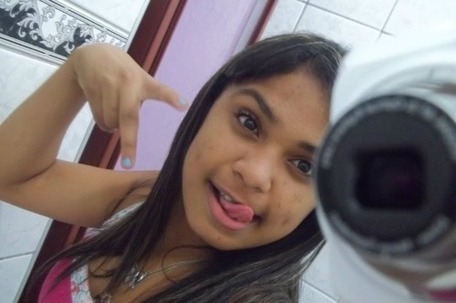 Ҩ Ҩ Ҩ ㅤ
          {...}  .× ..̲   ‹ SOU ASSIM, E NÃO VOU MUDAR ♫' ›