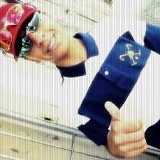 #nome:Lucas Marttins #16 anos
 -Normal, mamãe passou açúcar em mim ♪
  Seguê aê ;p