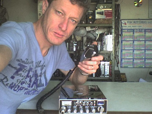 AndreElectronic's profile picture. Graduado Análise Sistemas UNINTER/Letras FAFIPA. Técnico Informática IFPR-PR, pós Dev AppWeb FCV+IFPR ,entusiasta PC's desde 85,Técnico Eletrônico e Professor.