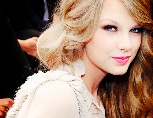 13 Army ♥ We are indonesian fans ♥ and follow us if you do to ♥ taylor swift XD #indonesiawantstaylor -xoxo-