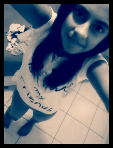 @justinbieber falei poco mais falei bonito! *—* ,,,,,,,,segue euu? é de gratis..shushsush