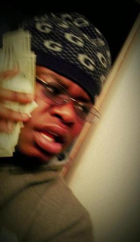 FiveCigarellos_'s profile picture. NOT EVEN BEATS, they are Instrumentals I Composed with imagination and ambition. Gang.Green.Hustle.Squad. #GGH$ #mybrotherskeeper @BANZMCGEE