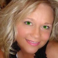 April Mills - @AprilG1971 Twitter Profile Photo