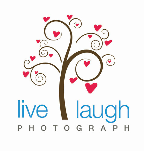 Lifestyle Children & Family Photographer - I am a dreamer, a sentimentalist, a memory keeper. Capturing the moment of today for the memories of tomorrow!