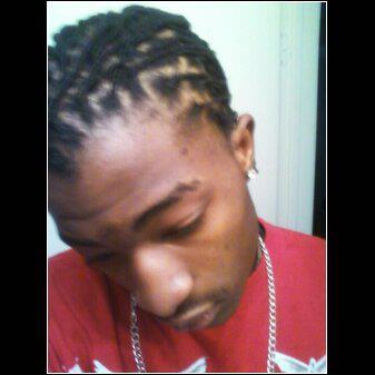 DdreDay77's profile picture. 