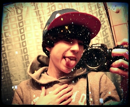 me_nddYou's profile picture. ~Carlos|16|Iam fun, Weird, & like to have a good time(;|Twife @Purple_Allie(; #team no sleep c;